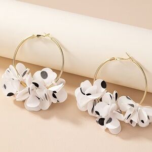 Gold Hoop Floral Cluster Earrings - White with Black Dot Accents
